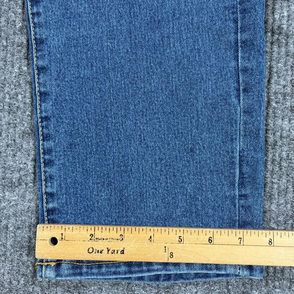 True Religion GENO Relaxed Slim Jeans Mens Size 40 Medium Wash Denim Stretch